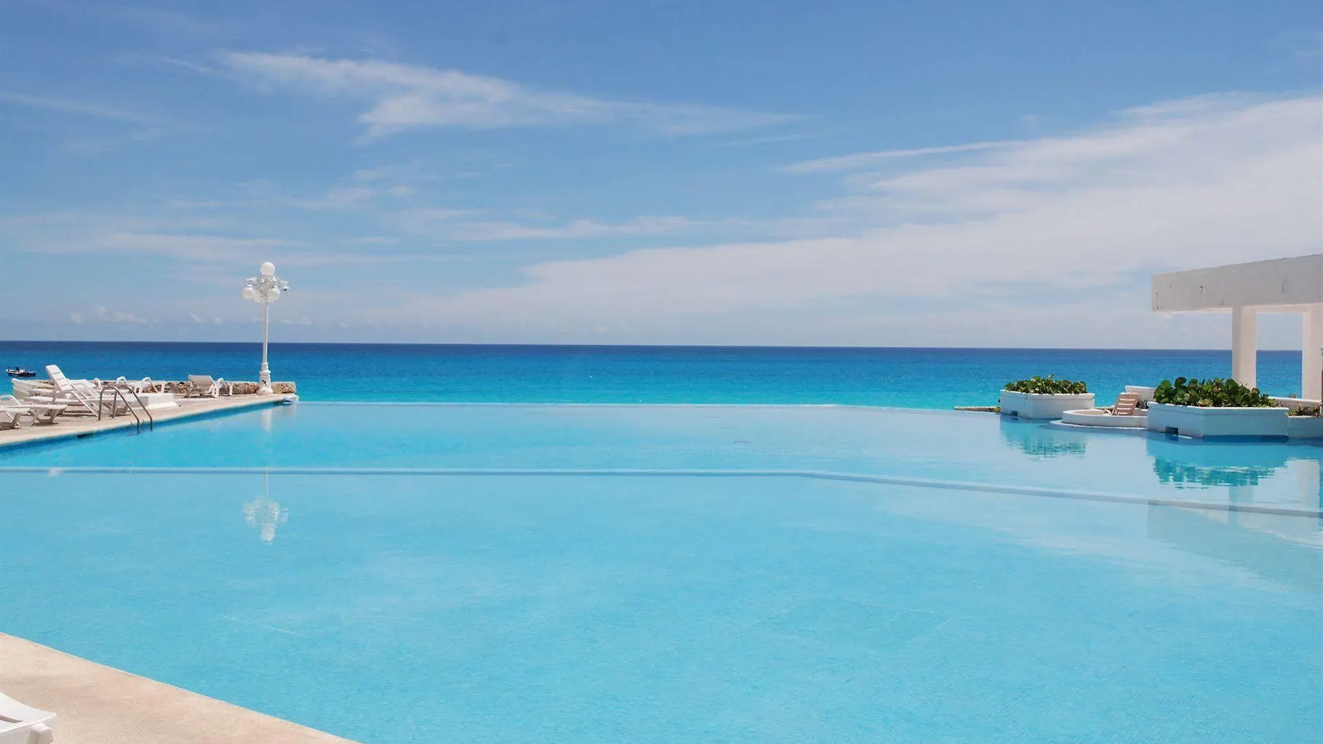 ****  Bsea Cancun Plaza Hotel Mexico